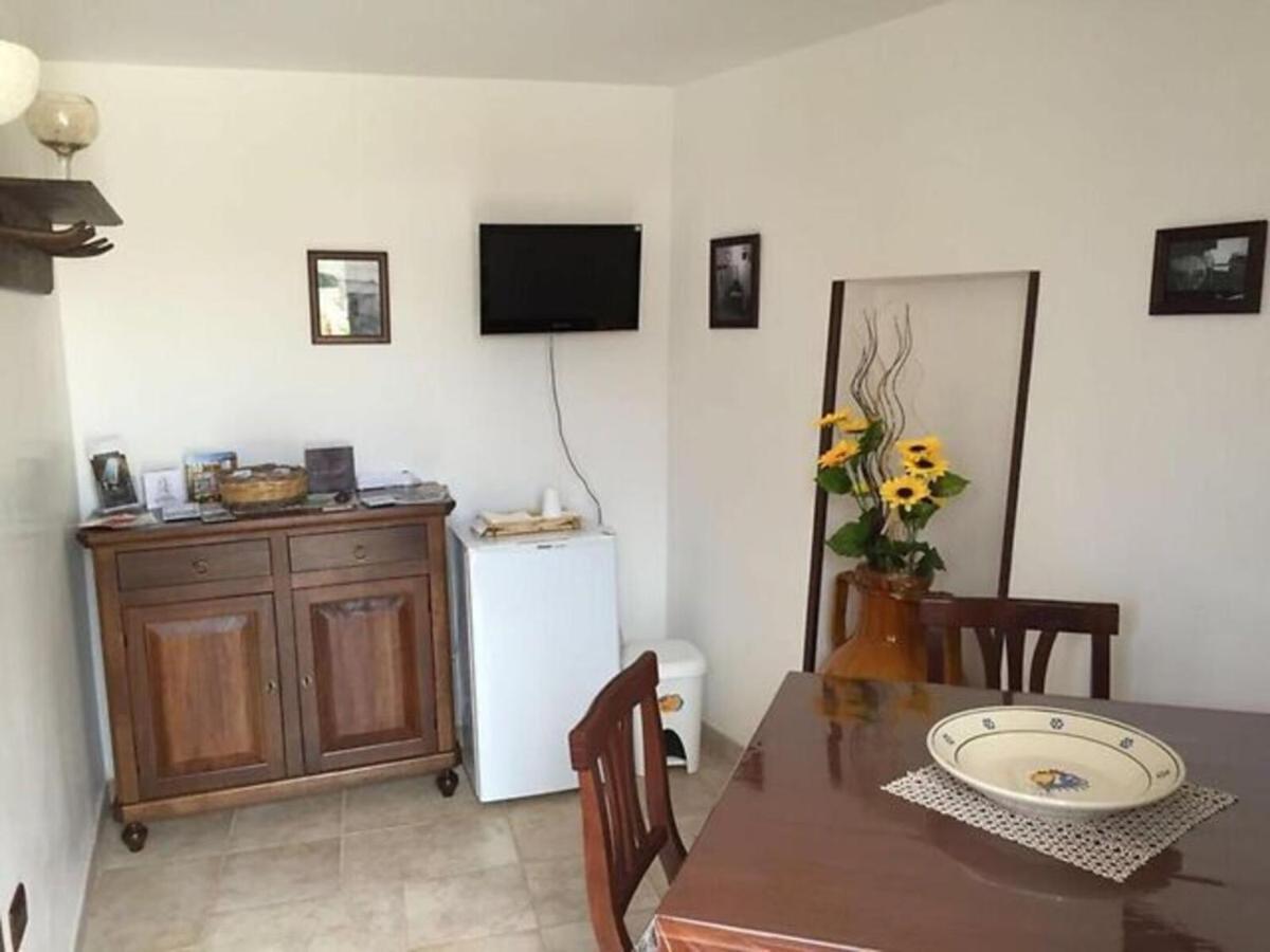Trulli Isago Acomodação com café da manhã Locorotondo Exterior foto