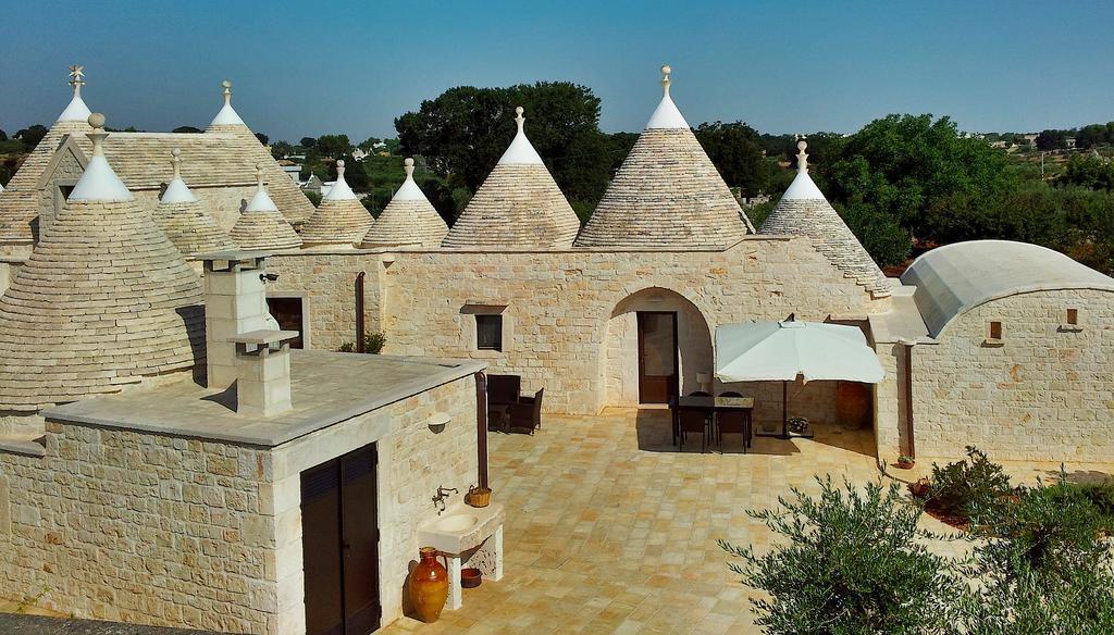 Trulli Isago Acomodação com café da manhã Locorotondo Exterior foto