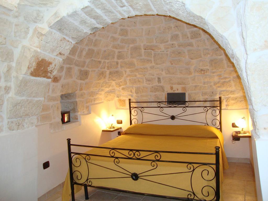 Trulli Isago Acomodação com café da manhã Locorotondo Exterior foto