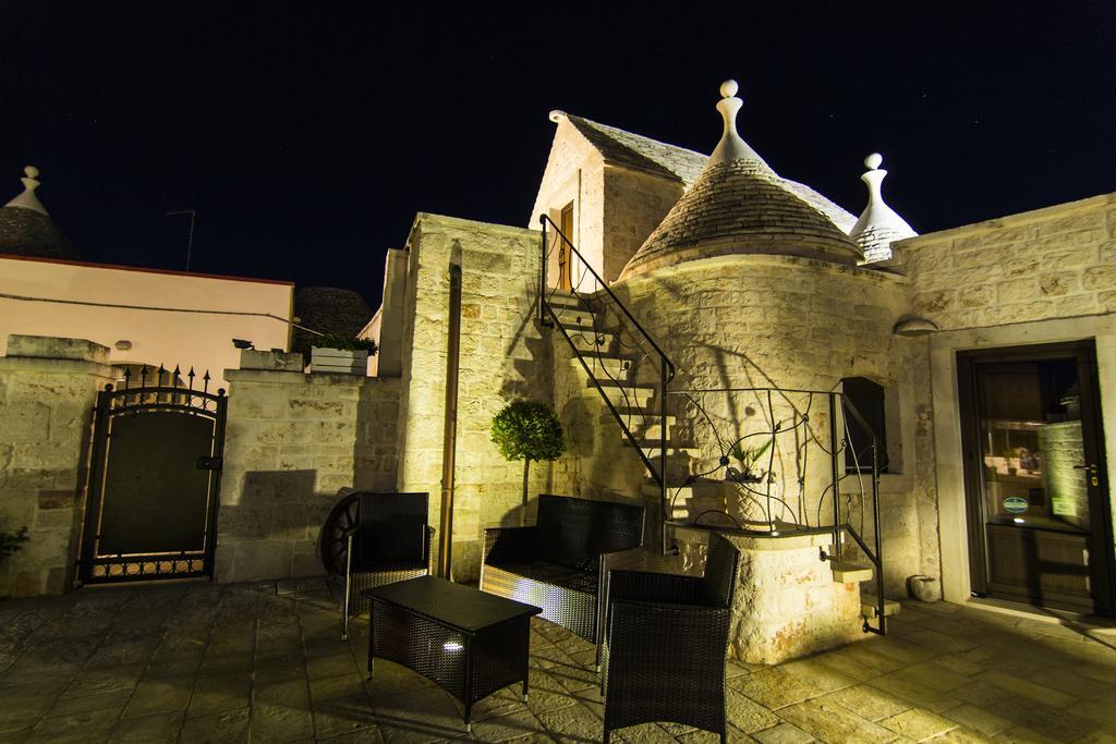 Trulli Isago Acomodação com café da manhã Locorotondo Exterior foto